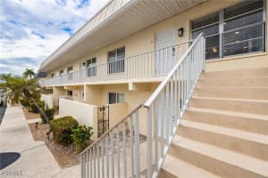 843 46th Lane, Cape Coral, FL 33904 - MLS#2025022956