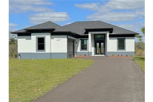 4437 60th Ave Ne, Naples