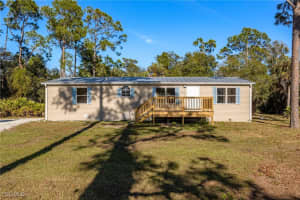 250 Trader Road, Labelle, FL 33935 - MLS#2025022985