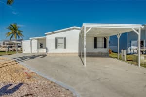 7316 Cobiac Dr, St James City