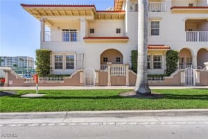 2110 1st Street, Fort Myers, FL 33901 - MLS#2025023214