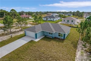 2505 39th Street, Lehigh Acres, FL 33976 - MLS#2025023440