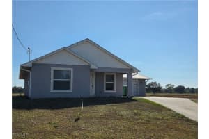 5010 Dolphin Ct, Labelle