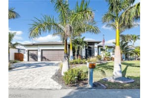 225 42nd Terrace, Cape Coral, FL 33914 - MLS#2025023498