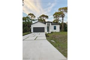 5037 Pinetree Circle, Labelle, FL 33935 - MLS#2025023505