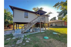 8350 Wren Rd, Fort Myers