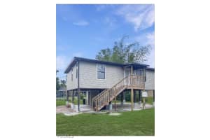 8350 Wren Rd Fort Myers, FL 33967 - Off Market