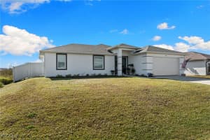 2617 42nd Street, Lehigh Acres, FL 33976 - MLS#2025023671