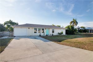 2022 10th Place, Cape Coral, FL 33909 - MLS#2025023745