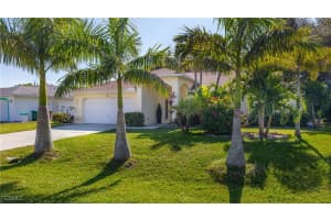 206 28th Terrace, Cape Coral, FL 33904 - MLS#2025023841