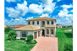 5040 Frattina St, Ave Maria