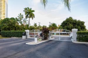 2885 Palm Beach Boulevard, Fort Myers, FL 33916 - MLS#2025023906