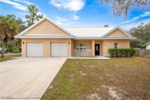 109 Florida Street, Labelle, FL 33935 - MLS#2025023928