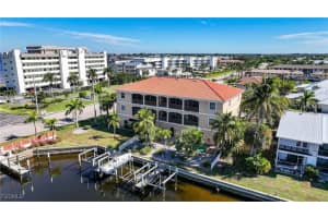290 Lewis Circle, Punta Gorda, FL 33950 Sold 01/22/26