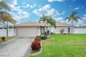 1520 2nd Terrace, Cape Coral, FL 33909 - MLS#2025023975