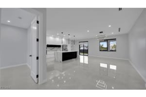 910 36th Place, Cape Coral, FL 33993 - MLS#2025023991