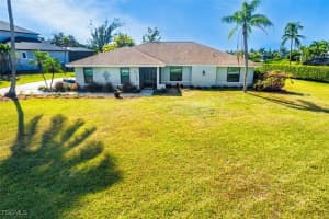 7275 Lake Drive, Fort Myers, FL 33908 - MLS#2025024242