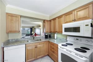 6300 Pointe Boulevard, Fort Myers, FL 33919 - MLS#2025024319