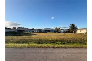 2424/2426 Vernon Avenue, Lehigh Acres, FL 33973 - MLS#2025024459