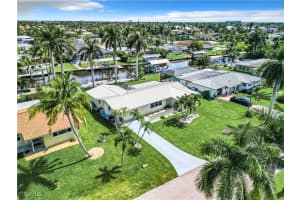 5249 Sunset Court, Cape Coral, FL 33904 - MLS#2025024570