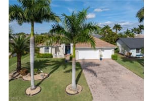 909 22nd Terrace, Cape Coral, FL 33991 - MLS#2025024621