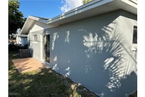 4652 West Drive, Fort Myers, FL 33907 - MLS#2025024690