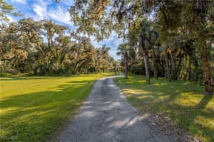 19650 River Road, Alva, FL 33920 - MLS#2025024700