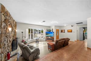 813 105th Avenue, Naples, FL 34108 - MLS#2025024742