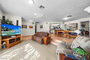 813 105th Avenue, Naples, FL 34108 - MLS#2025024742