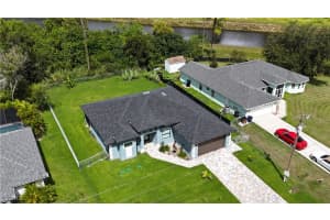 2806 15th Street, Lehigh Acres, FL 33971 - MLS#2025024821