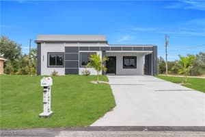 907 9th Street, Lehigh Acres, FL 33972 - MLS#2025024849