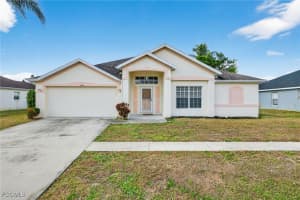 4664 Varsity Circle, Lehigh Acres, FL 33971 - MLS#2025024859