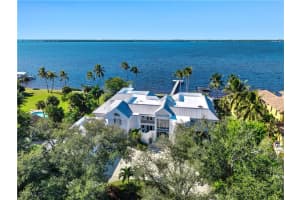 3402 Riverside Drive, Fort Myers, FL 33901 - MLS#2025024914