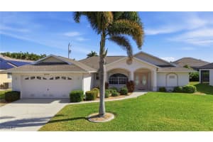 5245 19th Place, Cape Coral, FL 33914 - MLS#2025025104