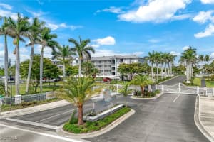 16595 Lake Circle Drive, Fort Myers, FL 33908 - MLS#2025025177