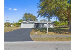 2307 Woodland Blvd, Fort Myers