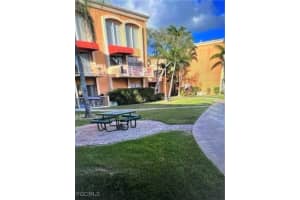 18111 68 Avenue, Hialeah, FL 33015 - MLS#2025025265