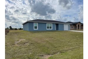 131 Carousel Avenue, Labelle, FL 33935 - MLS#2025025308