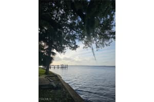 3933 River Drive, Fort Myers, FL 33916 - MLS#2025025326