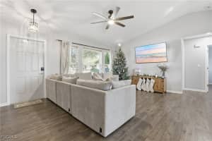 2825 8th Place, Cape Coral, FL 33904 - MLS#2025025362