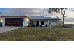 5005 Pinetree Circle, Labelle, FL 33935 - MLS#2025025363