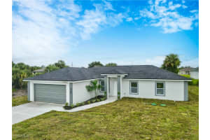 2812 65TH Street, Lehigh Acres, FL 33971 - MLS#2025025388