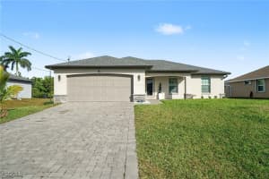2219 5th Street, Cape Coral, FL 33993 - MLS#2025025401