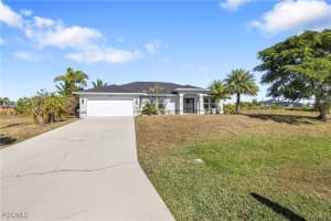 2707 6th Street, Cape Coral, FL 33993 - MLS#2025025524