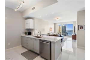 3000 Oasis Grand Boulevard, Fort Myers, FL 33916 - MLS#2025025577