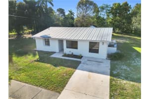 356 New York Drive, Fort Myers, FL 33905 - MLS#2025025593