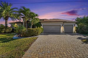 2127 17th Place, Cape Coral, FL 33990 - MLS#2025025665