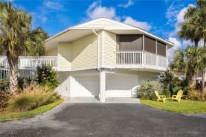 950 Moody Rd 111, North Fort Myers