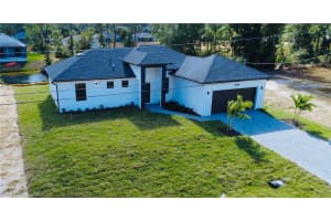 1924 33rd Lane, Cape Coral, FL 33909 - MLS#2025025713