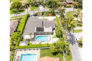 7345 N Oakmont Dr, Hialeah, FL 33015 - MLS#2025025774